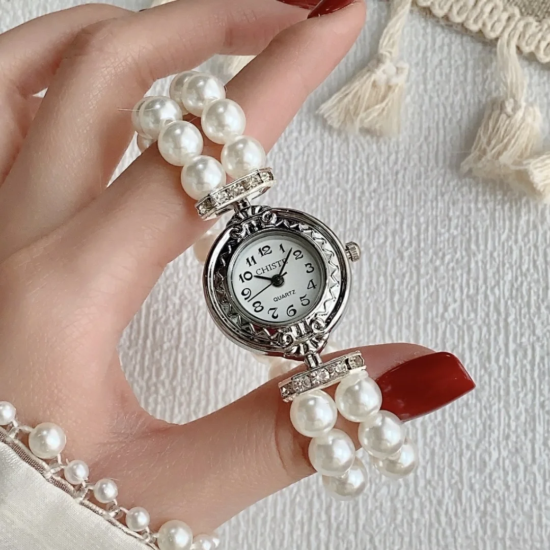ساعات نسائية سوار من اللؤلؤ الأبيض ساعات نسائية فضية مستديرة صغيرة ساعات كوارتز نسائية Relojes Para Mujer