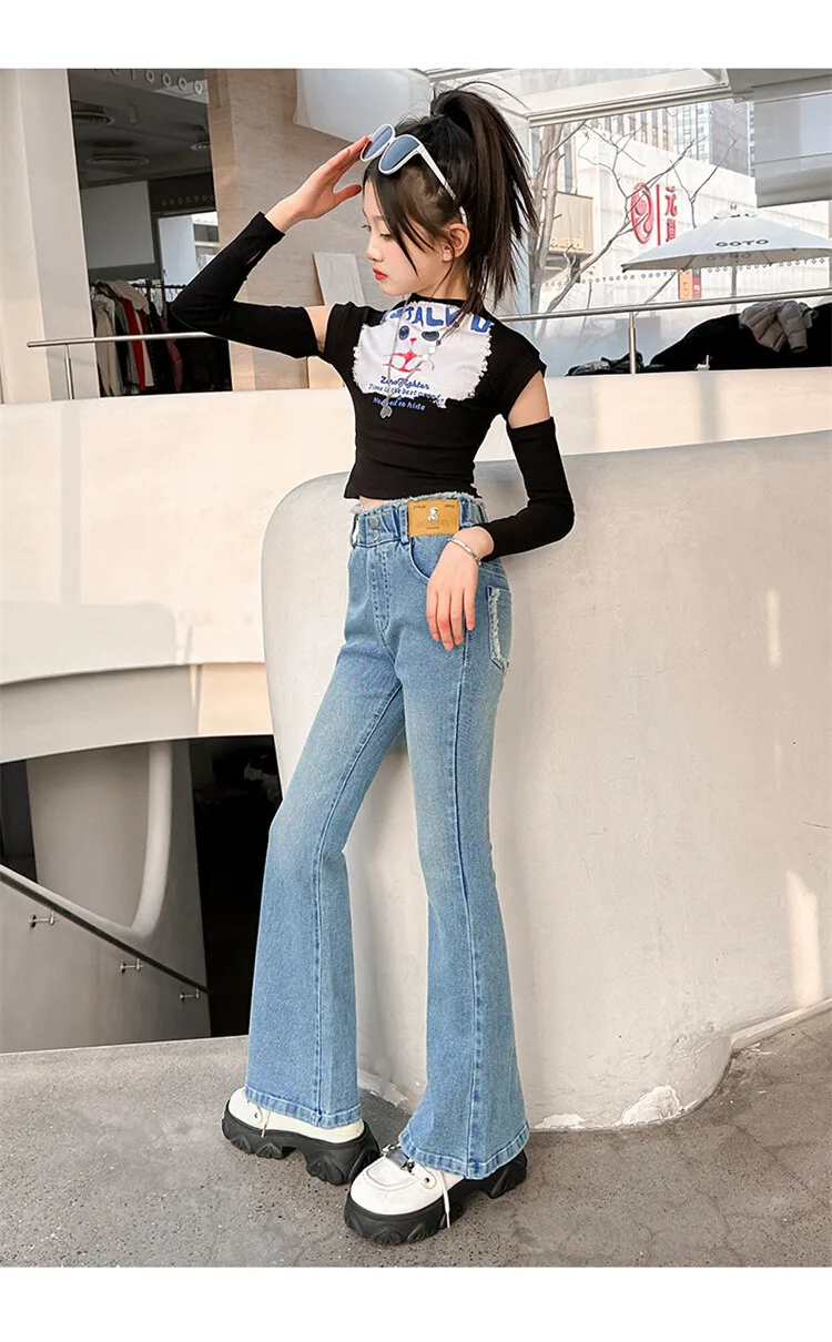 Schmal geschnittene, eng anliegende Jeans mit Herzmuster für Mädchen, elegante Boot-Cut-Denim-Leggings, modische Kinderjeanshose – Detail 15