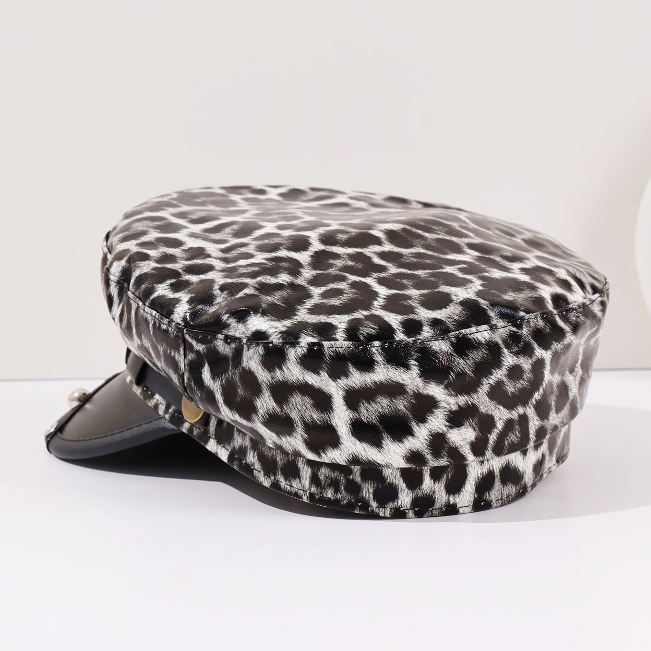 الشارع الساخن فتاة نمط برشام حزام الديكور ليوبارد نمط قبعة مسطحة الإناث الرجعية شخصية قبعة مثمنة #5