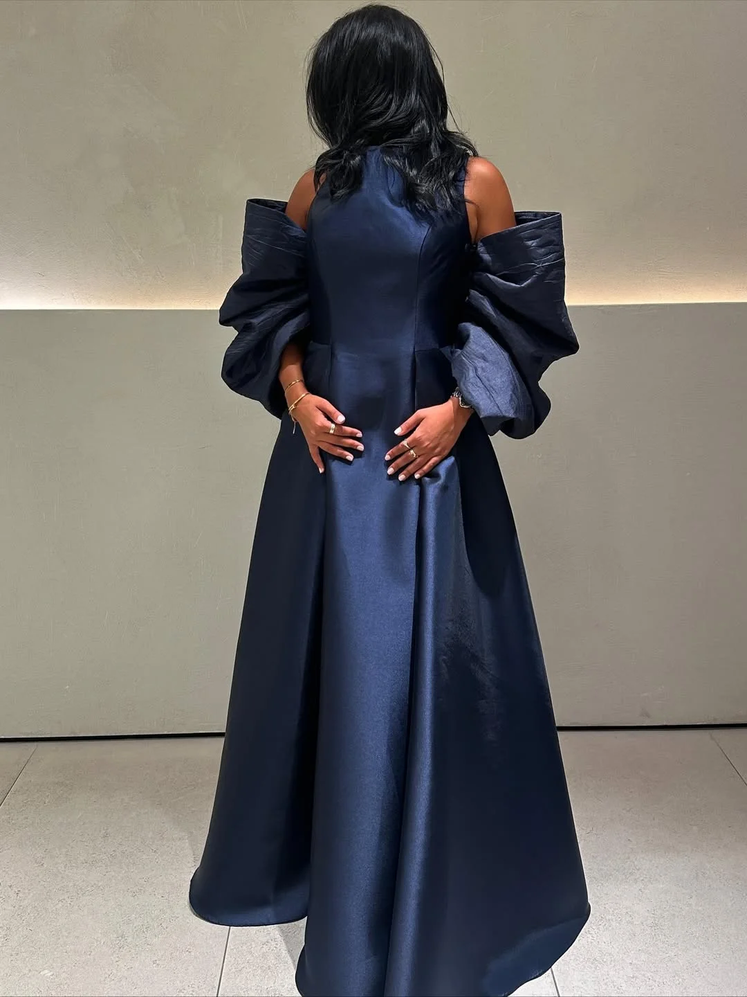 

Evening Luxury Dresses Dubai Vintage Simply Satin Formal Occasion Prom Gowns Drak Blue vestidos en liquidación envío gratis