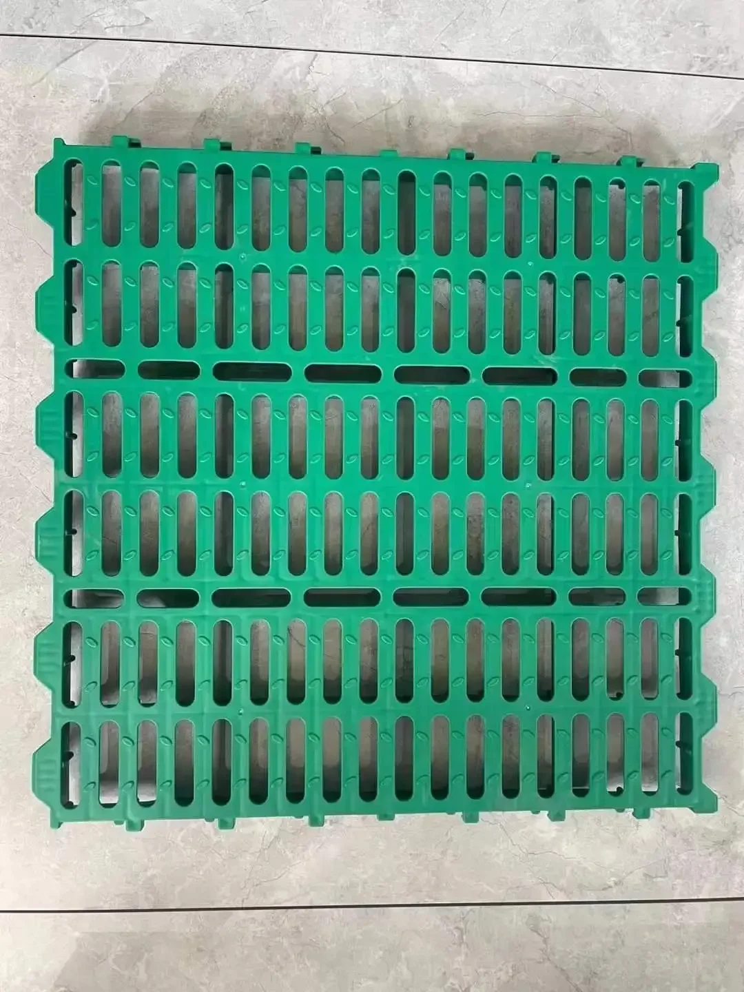 Pavimento a doghe in plastica a doppio rinforzo da 1000 pezzi 60x60 cm