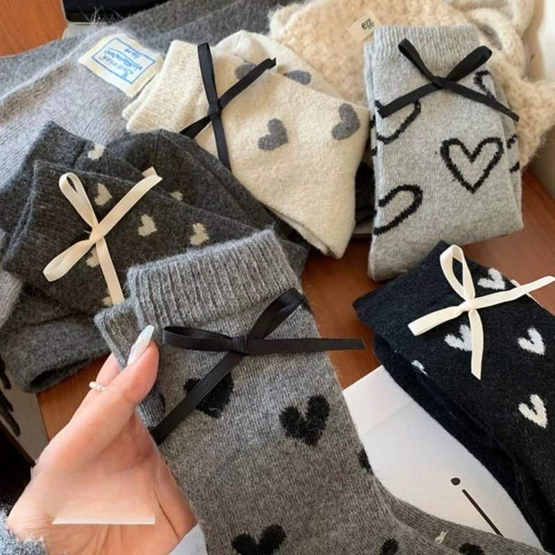 1/5 أزواج جديد ربيع الخريف مريحة الحب فراشة عقدة الجوارب موضة منتصف جوارب أنبوبية سميكة أنيقة بسيطة الجوارب #1