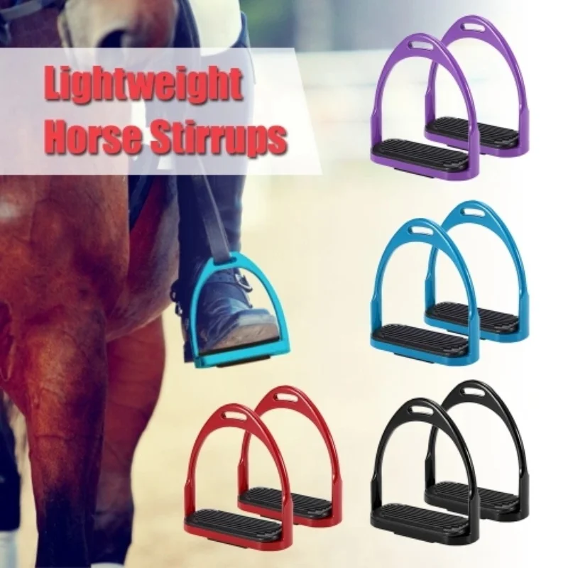

Retractable aluminum Western saddle with footrests for horse safety