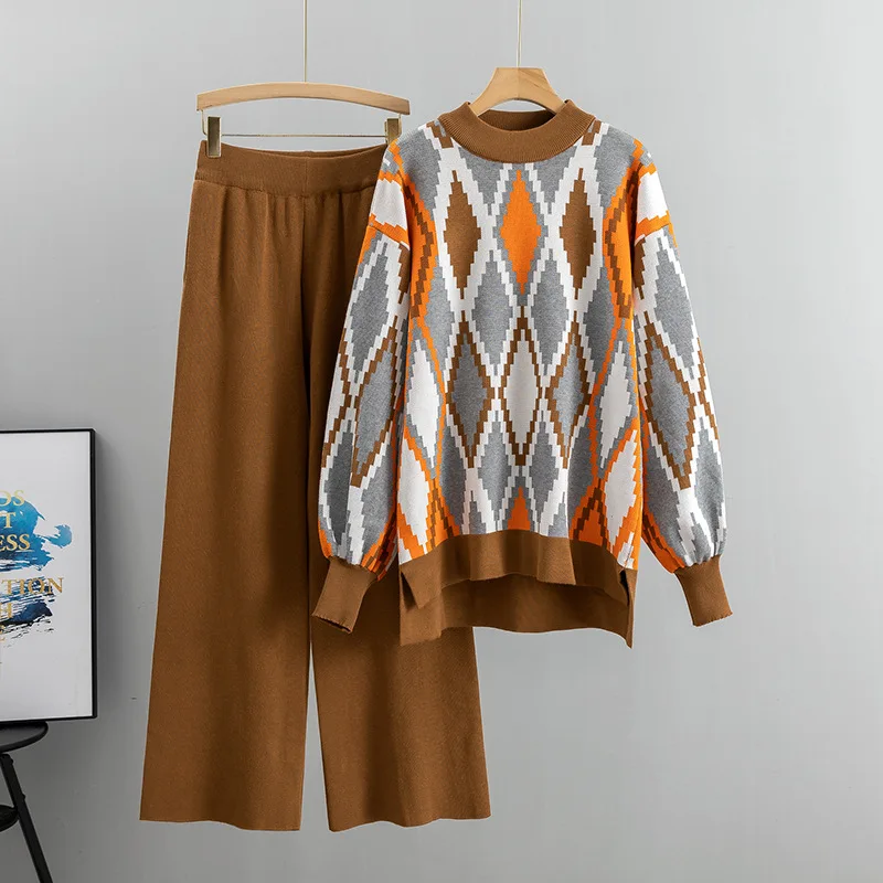 Setelan Dua Potong Kasual Fashion Wanita untuk Musim Gugur dan Musim Dingin, Sweater Lengan Panjang Longgar dengan Kerah Bulat dan Celana Kaki Lebar.