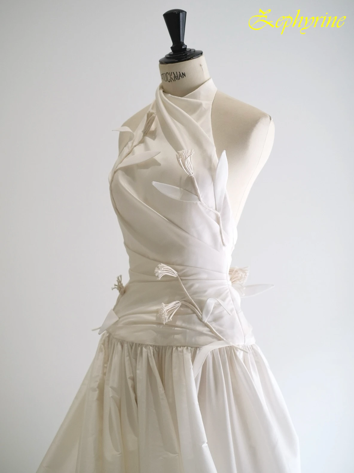 

Customized A-Line Halter Elegant Formal Evening Dress Temperament High Quality Bespoke Occasion Gowns Delicate Prom Dress