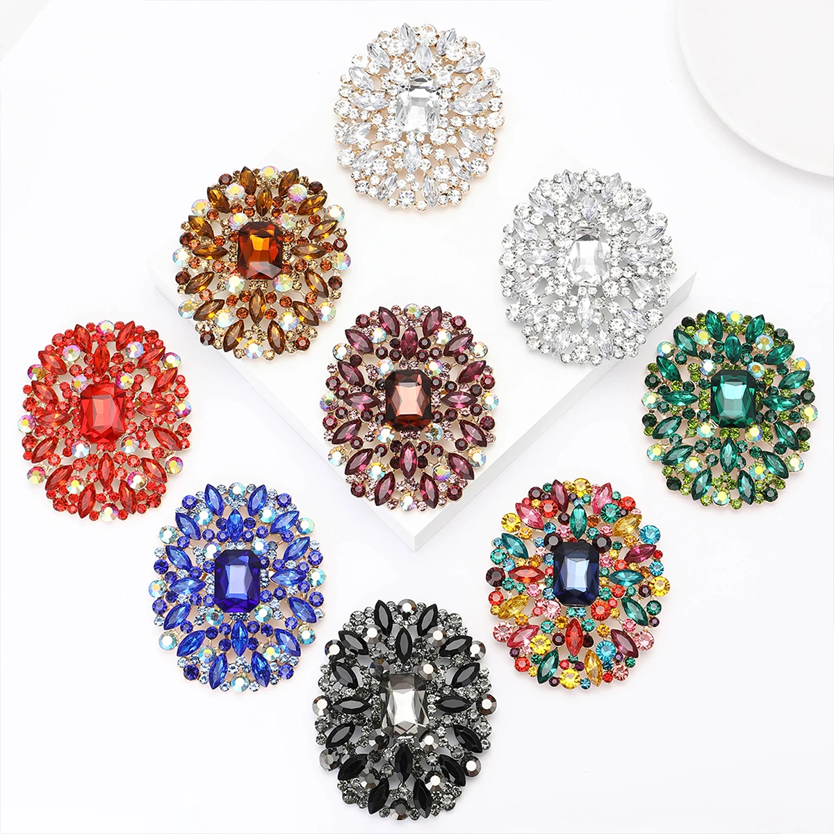 Beaut&Berry Shiny Round Large Glass Brooches for Women Unisex Rhinestone Pins 6-color Available Casual Party Accessories Gifts