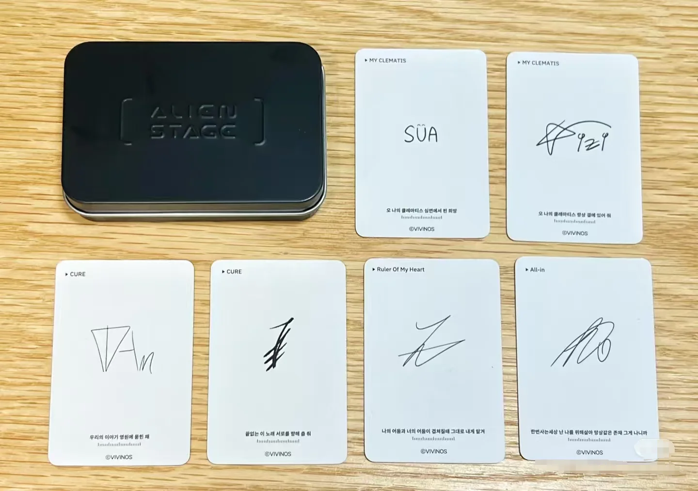 2025 ใหม่ในสต็อกAlien Stage San Yue Shouอย่างเป็นทางการการ์ดDrowing Bloom/Love Hate & Fruityหัวใจ/โศกนาฏกรรมบนStageในS