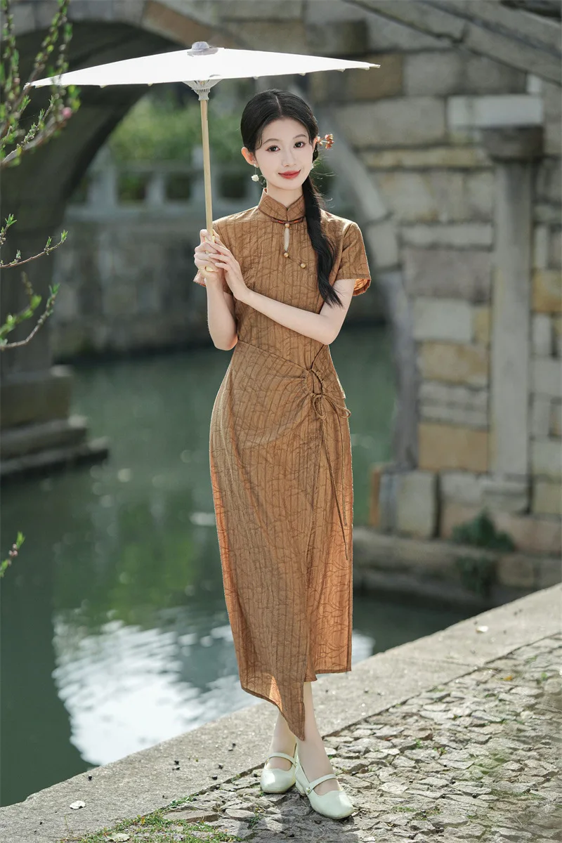 Vintage Chinese style long short sleeved green qipao 2024 spring/summer new middle-aged and elderly women's jacquard Dress