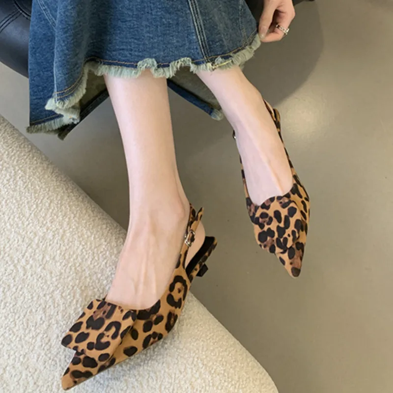 

Pointed Toe Women Sandals Low Square Heel Leopard Print Female Shoes Geometric Decoration Designer Brand Elegant Buckle Strap