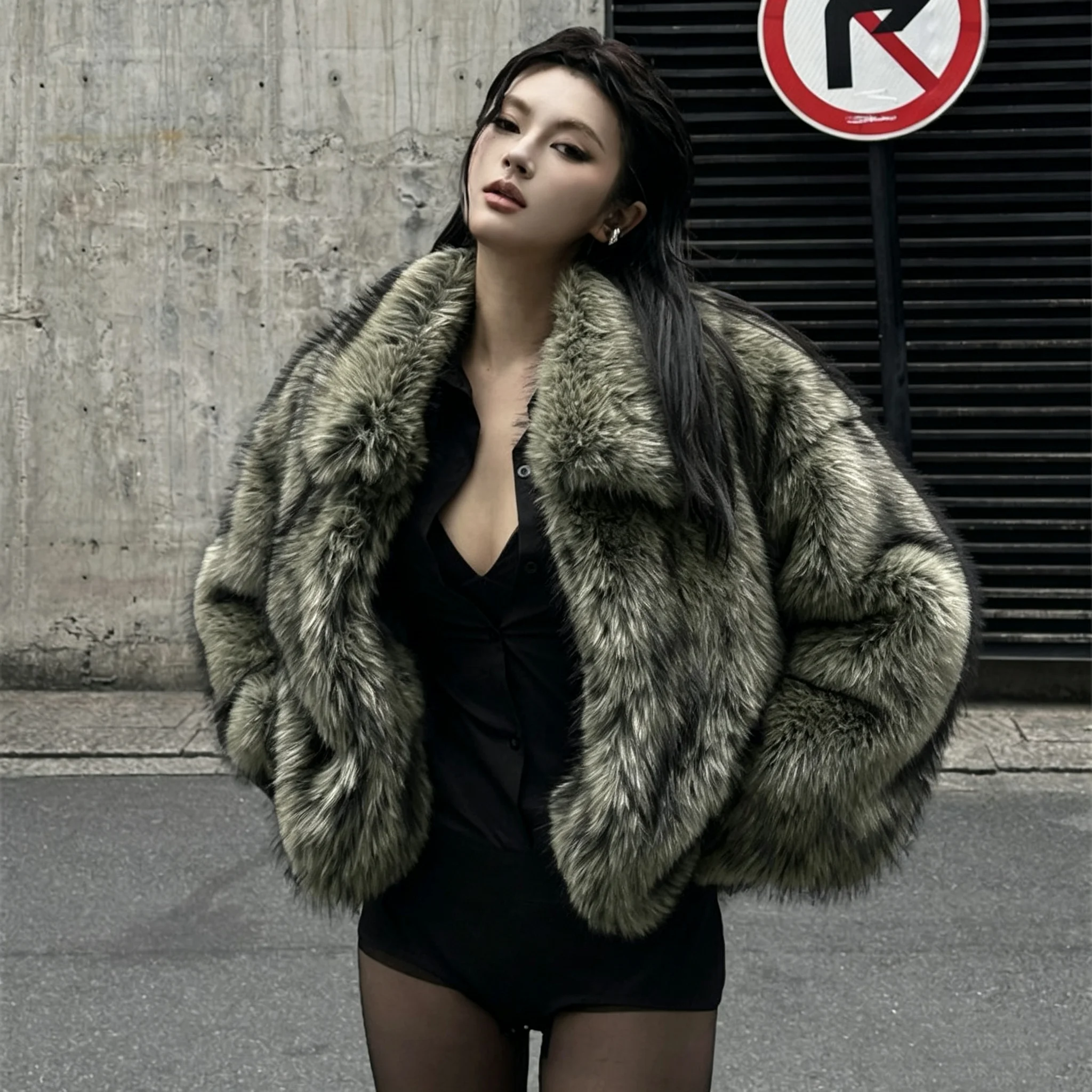 RU 2026 Women Faux Fur Jacket Lapel Collar Loose Fit Plush Warm Coat Outerwear For Autumn Winter Street Style Outfits