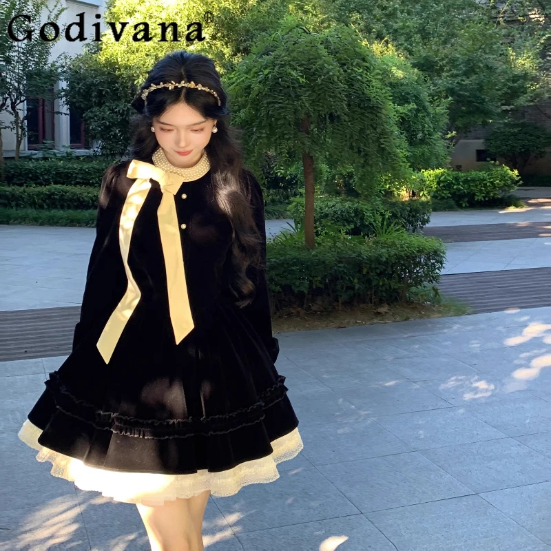 

Женское осенне-зимнее французское бархатное платье с жемчугом и круглым вырезом большого размера для девочек, корейские платья трапециевидной формы с высокой талией и бантом с длинными рукавами