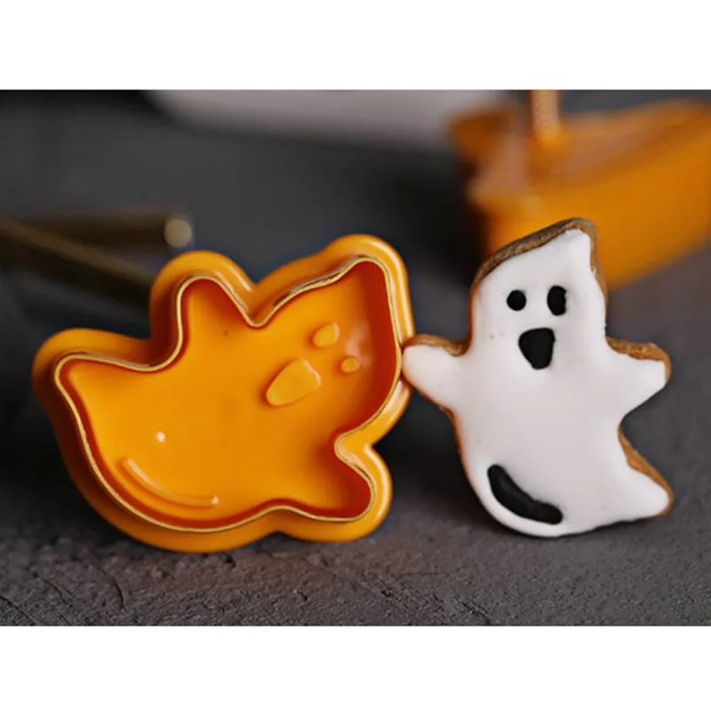 4pcs Halloween Pumpkin Ghost Theme Plastic Cookie Cutter Plunger Fondant Chocolate Mold Cake Decorating Tools