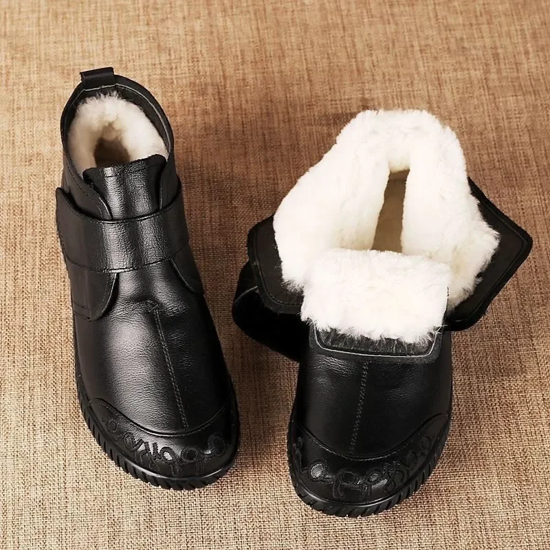 Botines de cuero auténtico para mujer, zapatos de felpa con parte inferior gruesa, zapatos cálidos de invierno para mujer, calzado fresco de moda, talla 35-41