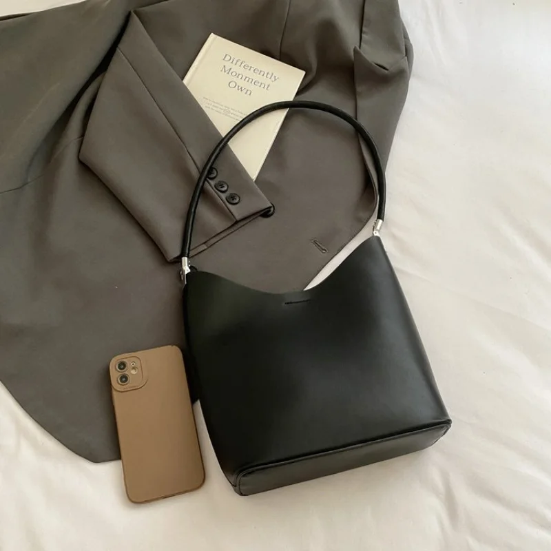 

2025 Новая элитная брендовая женская кожаная сумка на плечо известного дизайнера, классическая парижская повседневная элегантная сумка ​