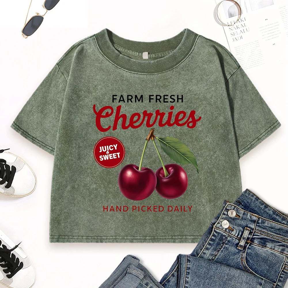 

Женские укороченные потертые футболки с принтом Farm Fresh Cherries Juicy Sweet, уличная хлопковая футболка с круглым вырезом, мягкий топ Y2K, тонкий короткий рукав