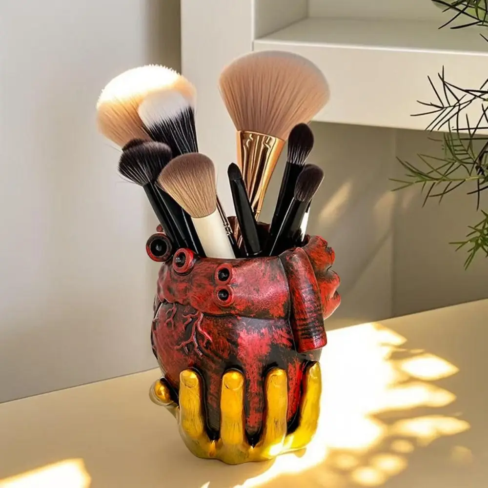 

Unique Vinyl Heart-Shaped Pen Holder Decorative Vintage Makeup Brush Storage Box Simulation Desktop Organizer for Home