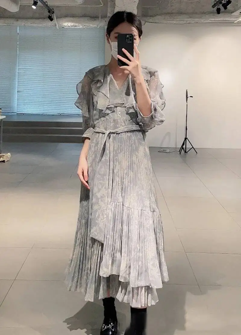 

Lace Up Waist Pleated Dress Women Autumn Winter 2025 Robe Femme New JAPAN Style V-Neck Printed Ruffle Sleeve Vestido