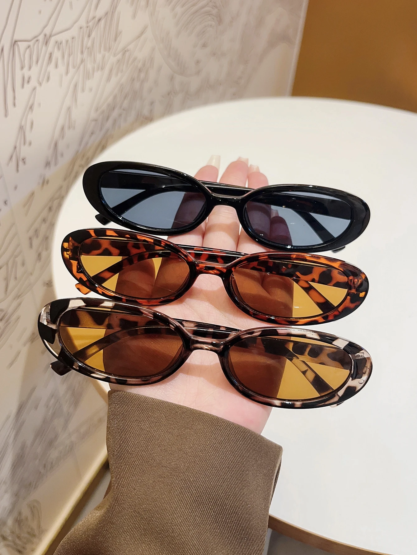 3Pcs Fashionable Oval Glasses Set, Light Texture, Unique Style, Suitable for Hiking and Outdoor Activities