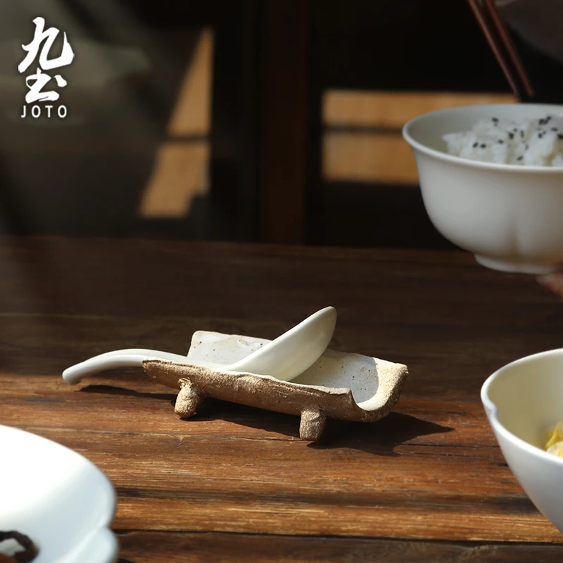 

JOTO Unique rough ceramic texture Healthy Environment Ceramic Chopstick Rest and Spoon Holder PJR0119