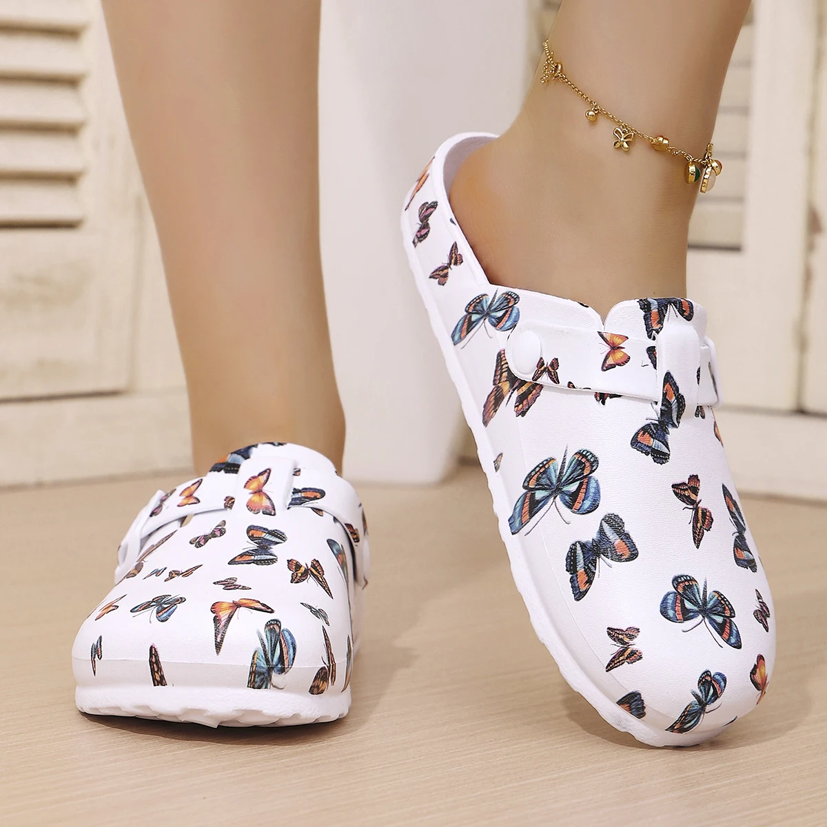 Modische Wickelsandalen für Damen, weißer Schmetterlingsdruck, Keilabsatz und dicke Sohle, EVA-Material, stilvoll und vielseitig, bequem, S – Detail 3