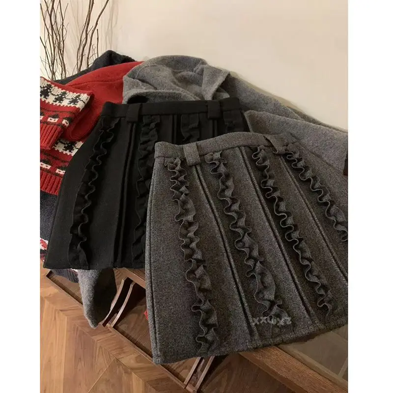New Autumn and Winter Design Style Fashionable Versatile Heavy Industrial Wood Ears Thick Wasteland Style Half-body Skirt