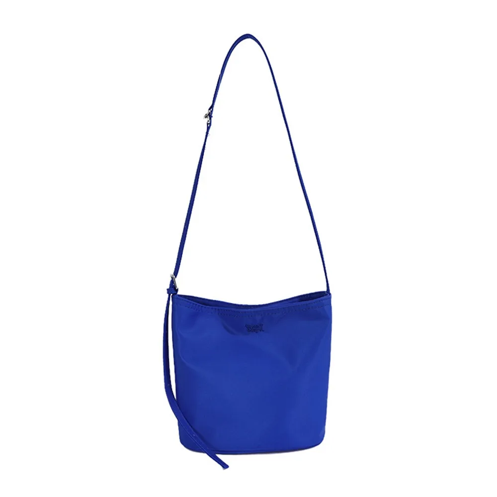 New Nylon Bucket Bag Magnetic Clasp Macaron Color Phone Bag Commuting Large Capacity Small Tote Bag Women