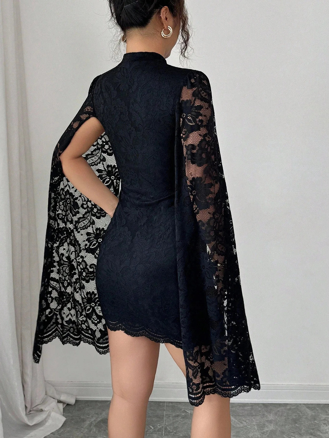 2025 Nieuwe Modieuze Kanten Split Lange Mouwen Sexy Jurk voor Herfst en Winter Nieuwe Lange Mouw vrouwen T-Shirt kleding Vrouw