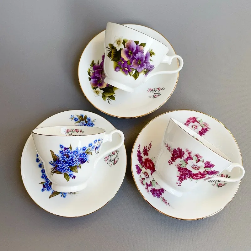 

Европейские цветочные чайные чашки кофе, новая чашка и блюдце, киска, кухня, еда, керамическая кружка, тонкая нержавеющая сталь из костяного фарфора