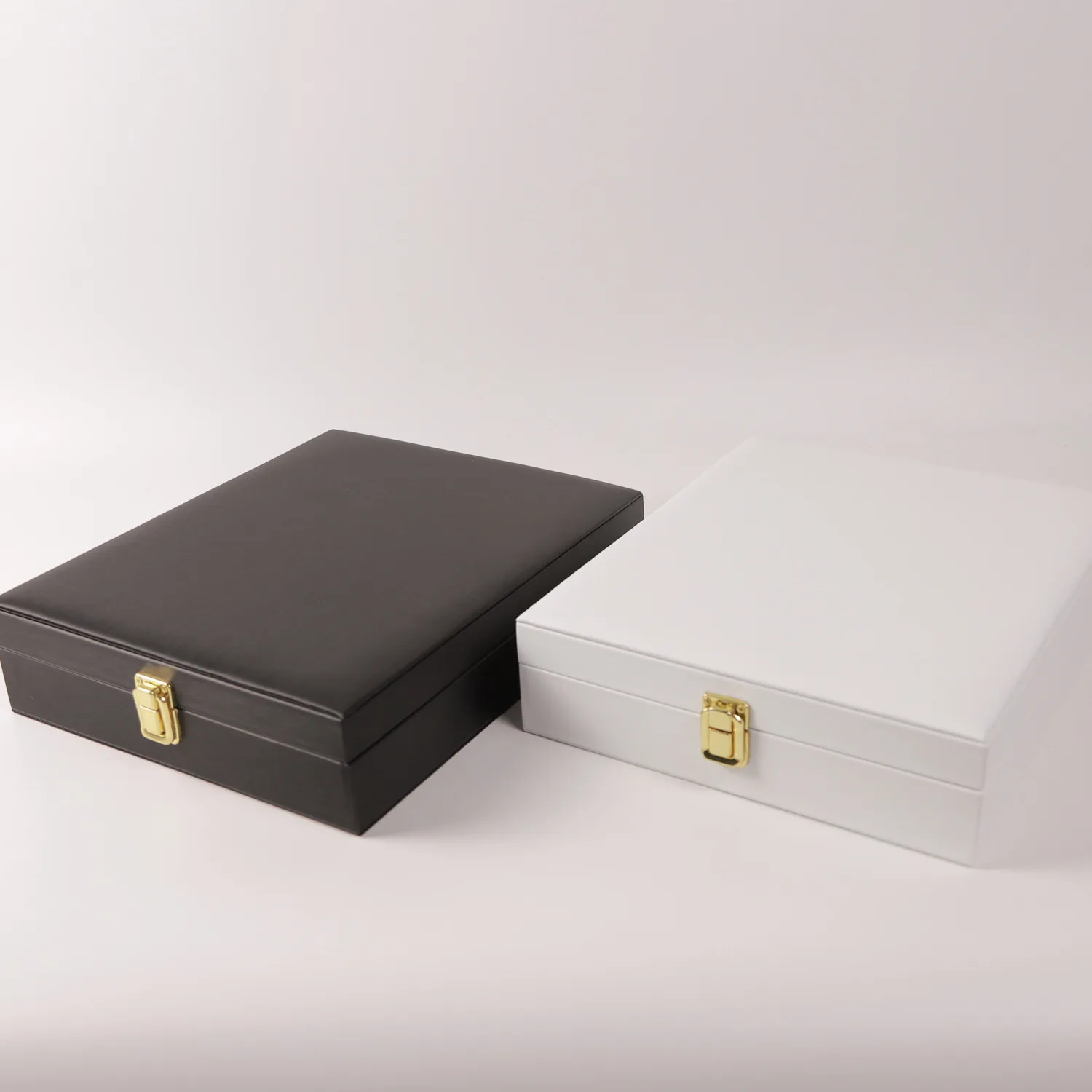 Luxury PU Leather Jewelry Set Box With Metal Lock Necklace Earrings Bracelet Gift Packaging Case For Wedding Proposal