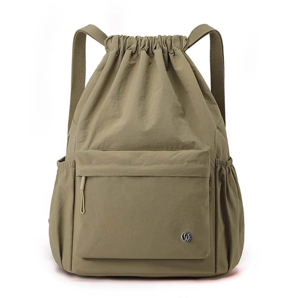 حقيبة ظهر رياضية ذات سعة كبيرة بلون سادة مقاومة للماء، حقيبة خفيفة الوزن برباط للإغلاق للاستخدام اليومي #1