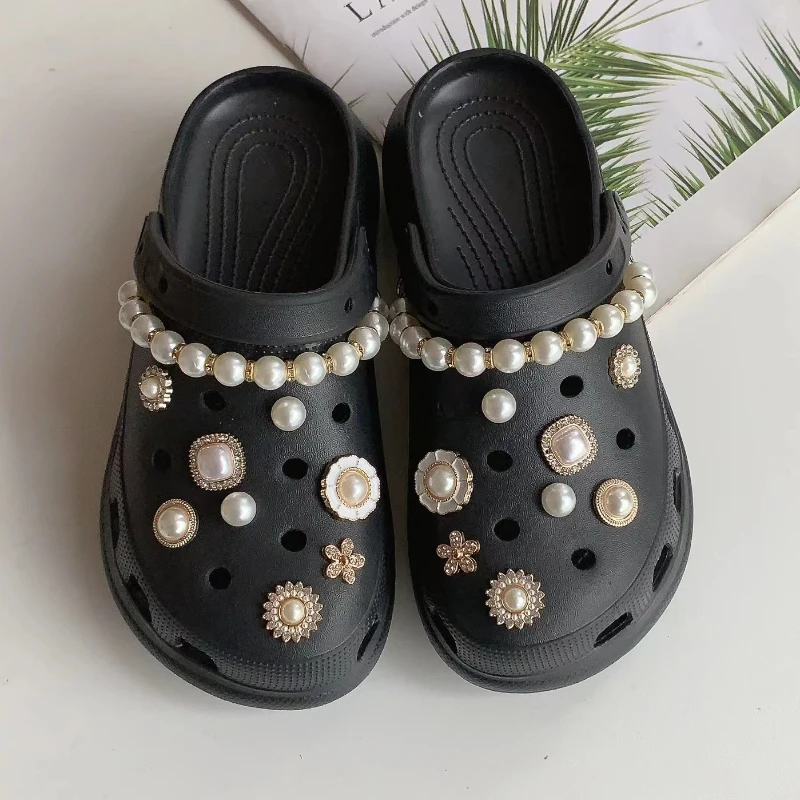 New Hole Shoe Charms for DIY Diamond Pearl Chain Detachable Decoration Buckle for Shoe Charm Accessories Kids Party Girls Gift