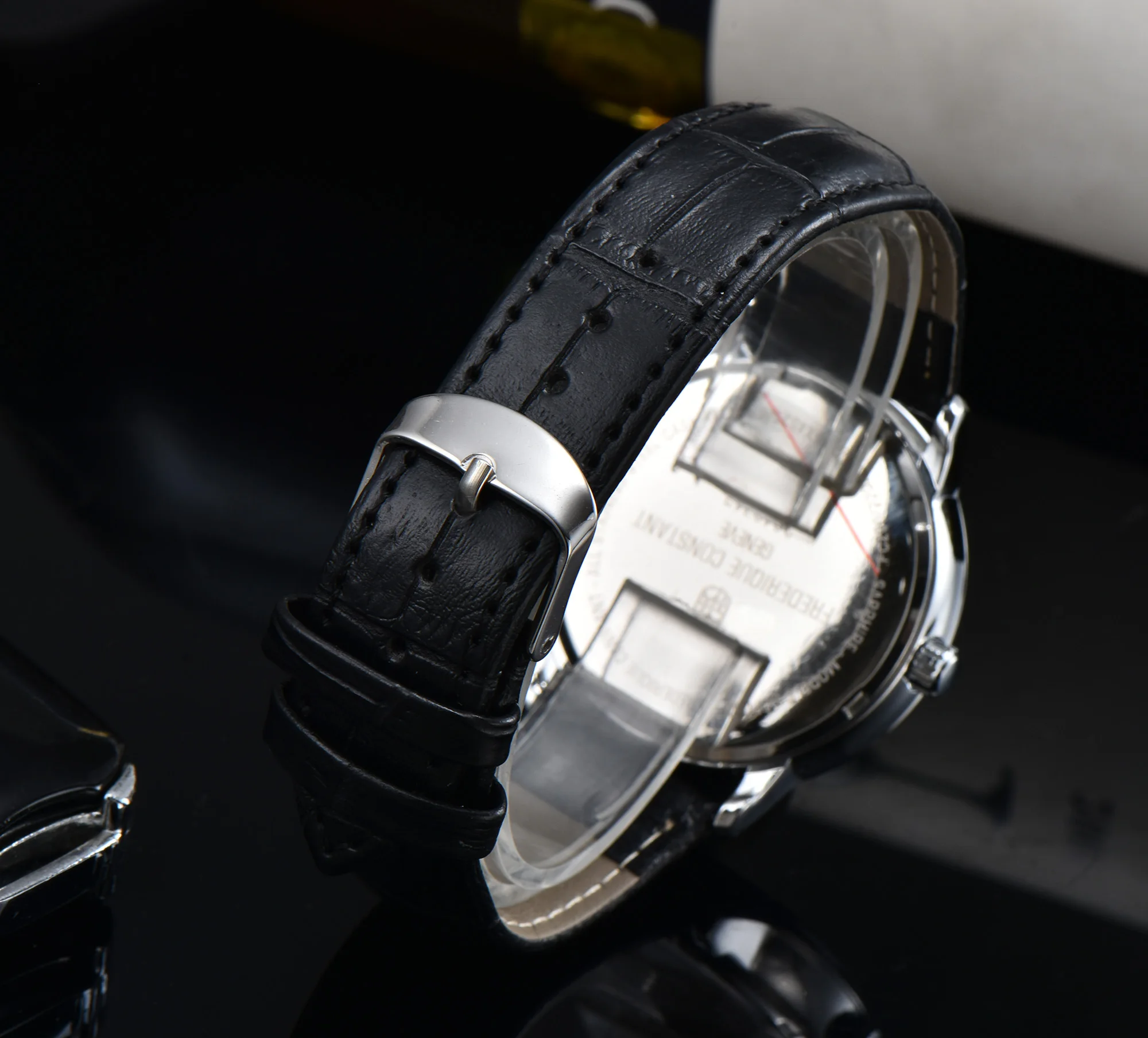 Роскошные деловые женские часы, модные минималистичные повседневные мужские часы, элитные кварцевые часы с кожаным ремешком, часы для пар