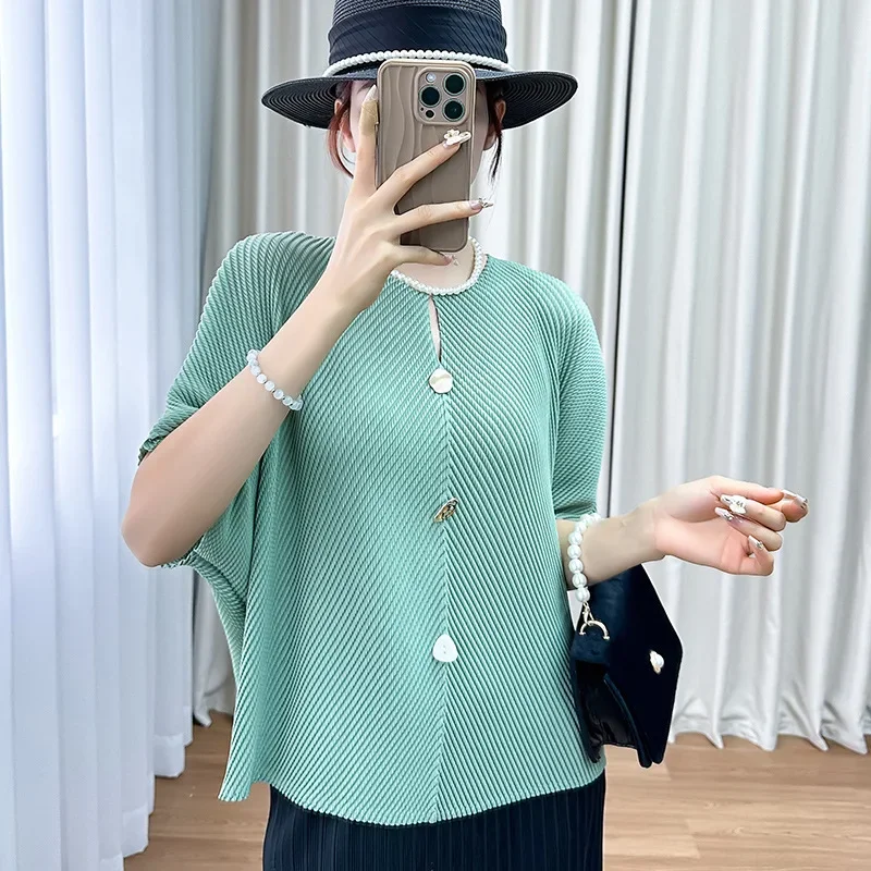 YUDX Miyake Pleated 2024 Summer Casual Korean Style Bat Short-sleeved Round Neck Button Solid Color Fashionable Slim Top Women