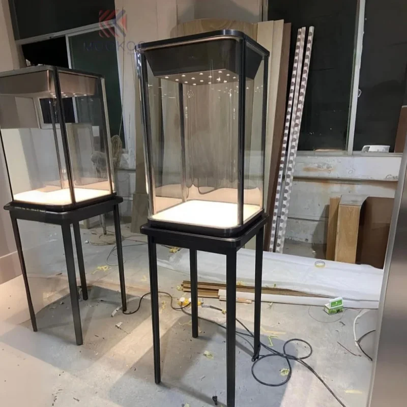 custom.MOOKOO Luxury Curved Glass Display Pedestal