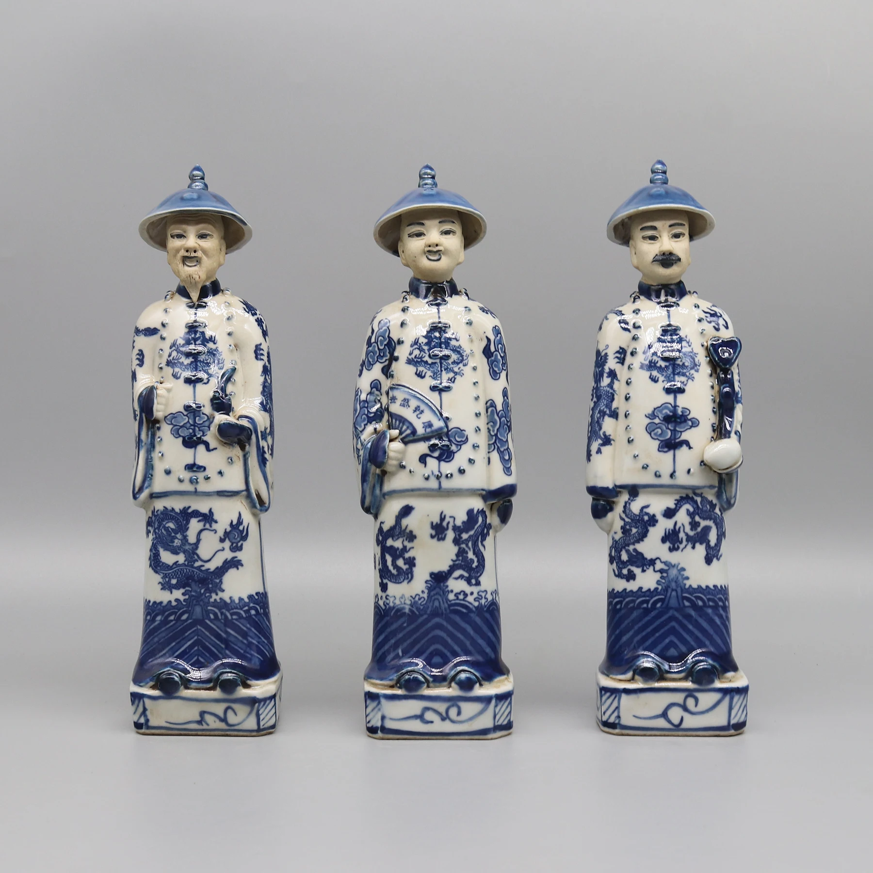 

Chinese Qing Dynasty Emperor Statue, Porcelain Ancient Figurine, Table Accessory, Home Decoration