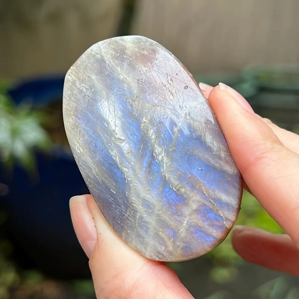Moon Shining Together Palm Stone Polished Crystal Craft Collectible Home Decor Tabletop Ornament