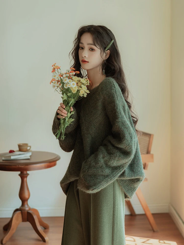 

Red eenhide Loose White round Ne Women's Sweater Chenille Lazy Sle Knitted Long Sve Color Casual Faion