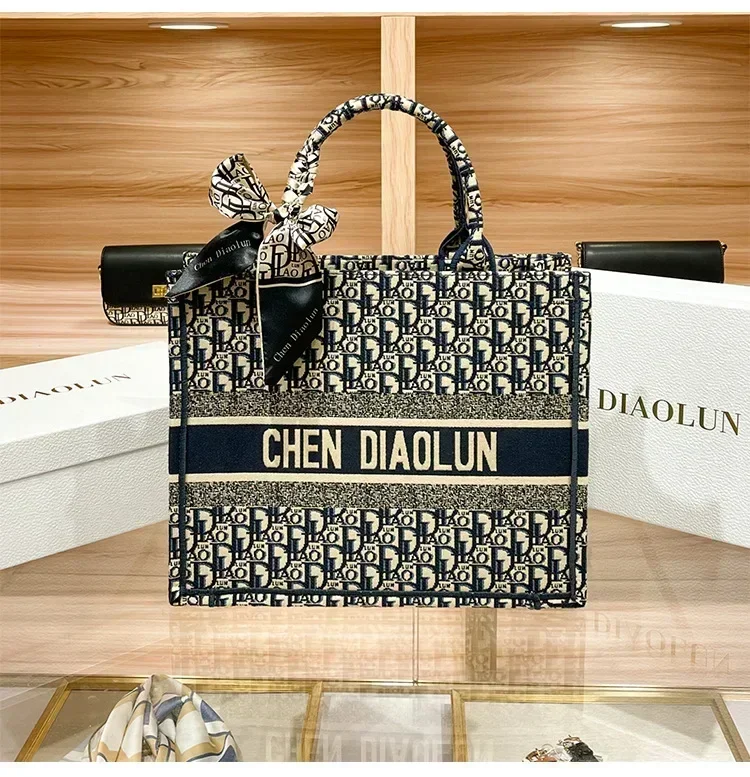 2024 New Embroidery Large Capacity Casual Totes Luxury Fashion Shoulder Bags Famous Designer Women Purse And Handbags Sac A Main