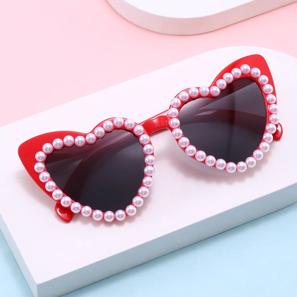 New Fashion Shimmering Love Pearl Sun Glasses Women Heart Glasses Decorative Bling Sunglasses for Party Use Lentes De Sol Mujer