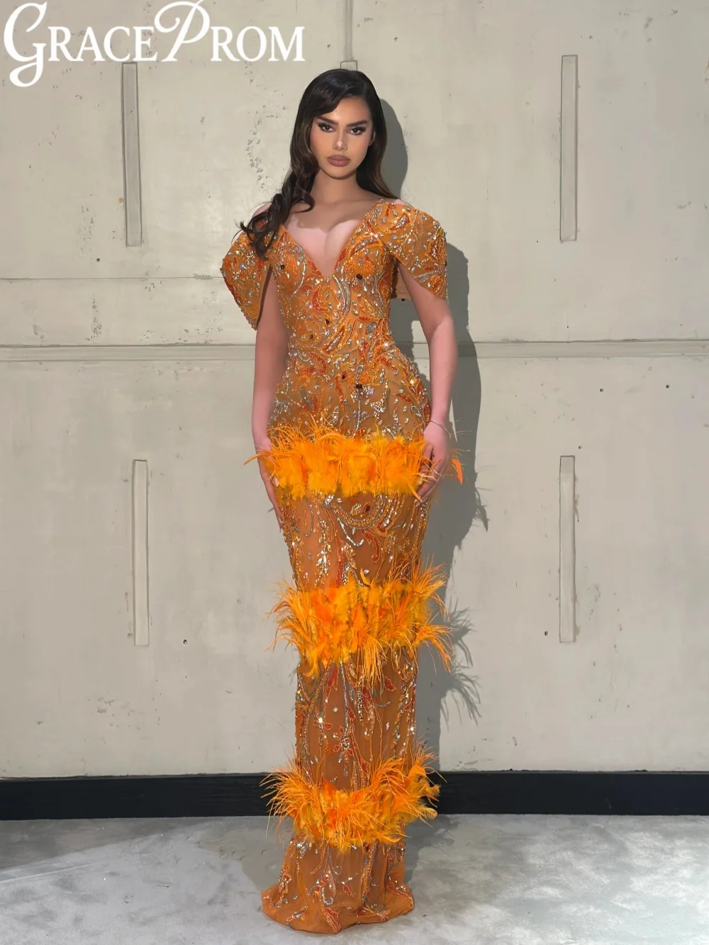

Orange Embroidery Feathers Evening Dress Off Shoulder Stunning Wedding Party Gown Customized Opulent Off Shoulder Prom Dresses