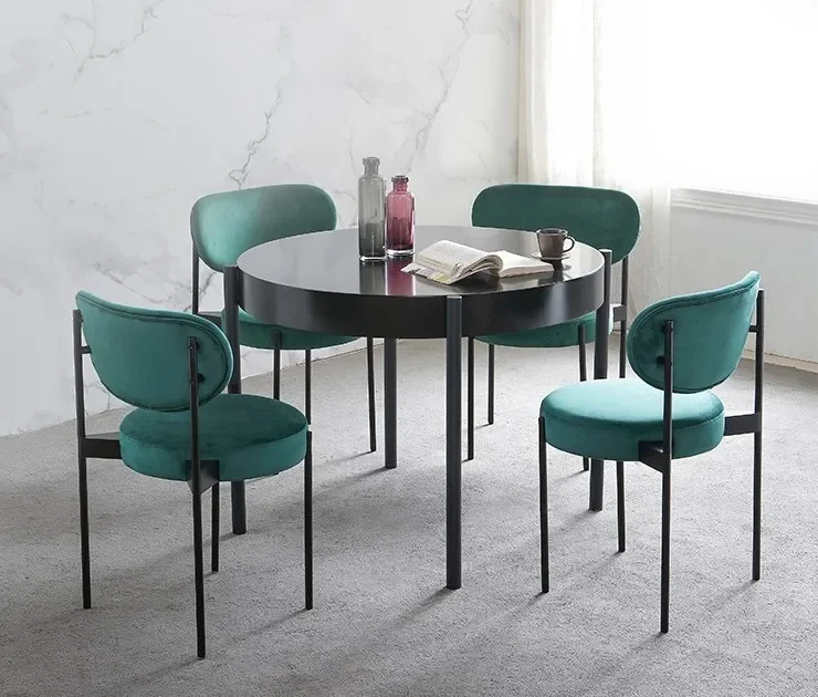 كرسي طعام منزلي إسكندنافي، كرسي مقهى مطعم، بساطة حديثة من الحديد المطاوع، كرسي خلفي فاخر خفيف