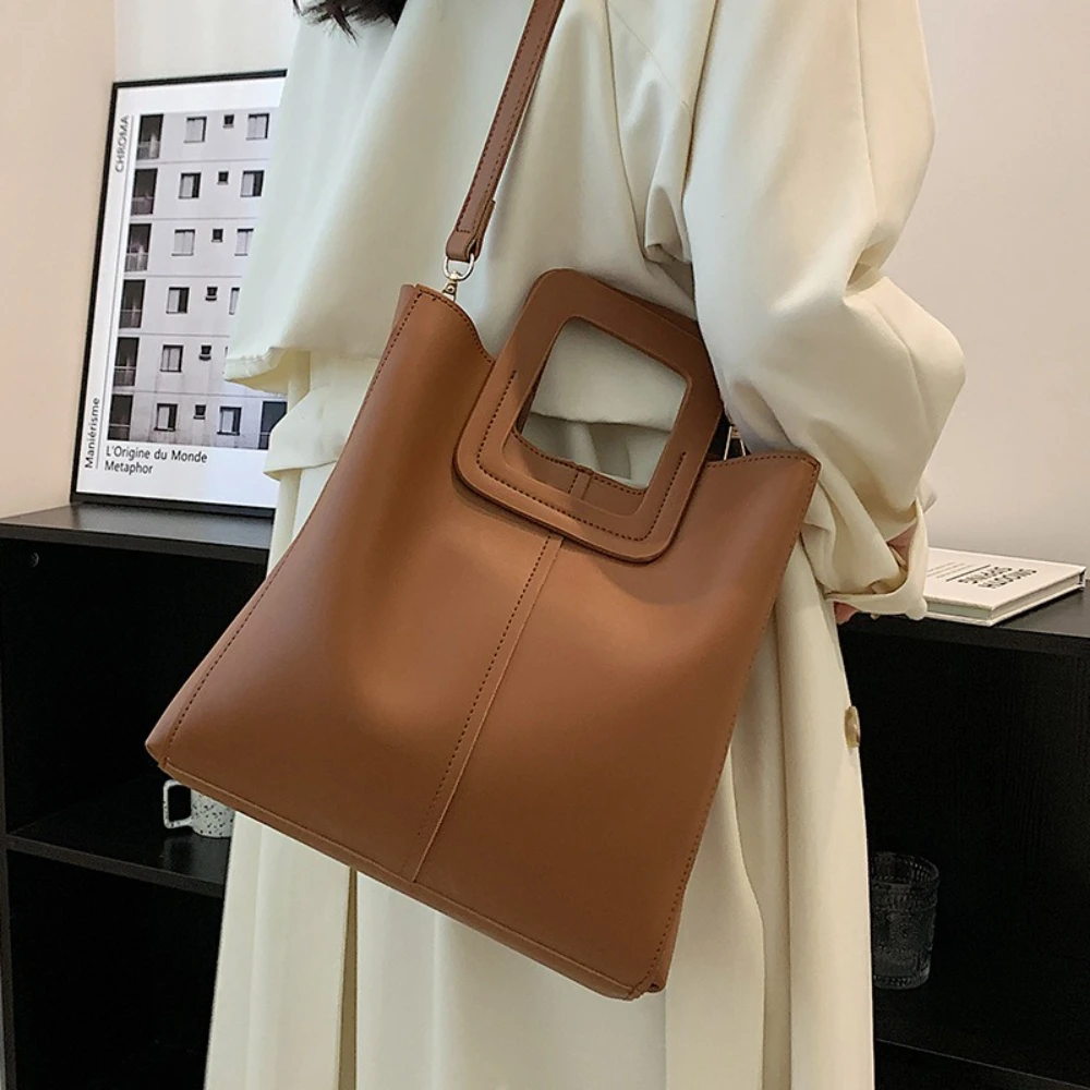 

Fashion popular large bag female new hundreds of retro senior sense shoulder handheld crossbody bucket bag