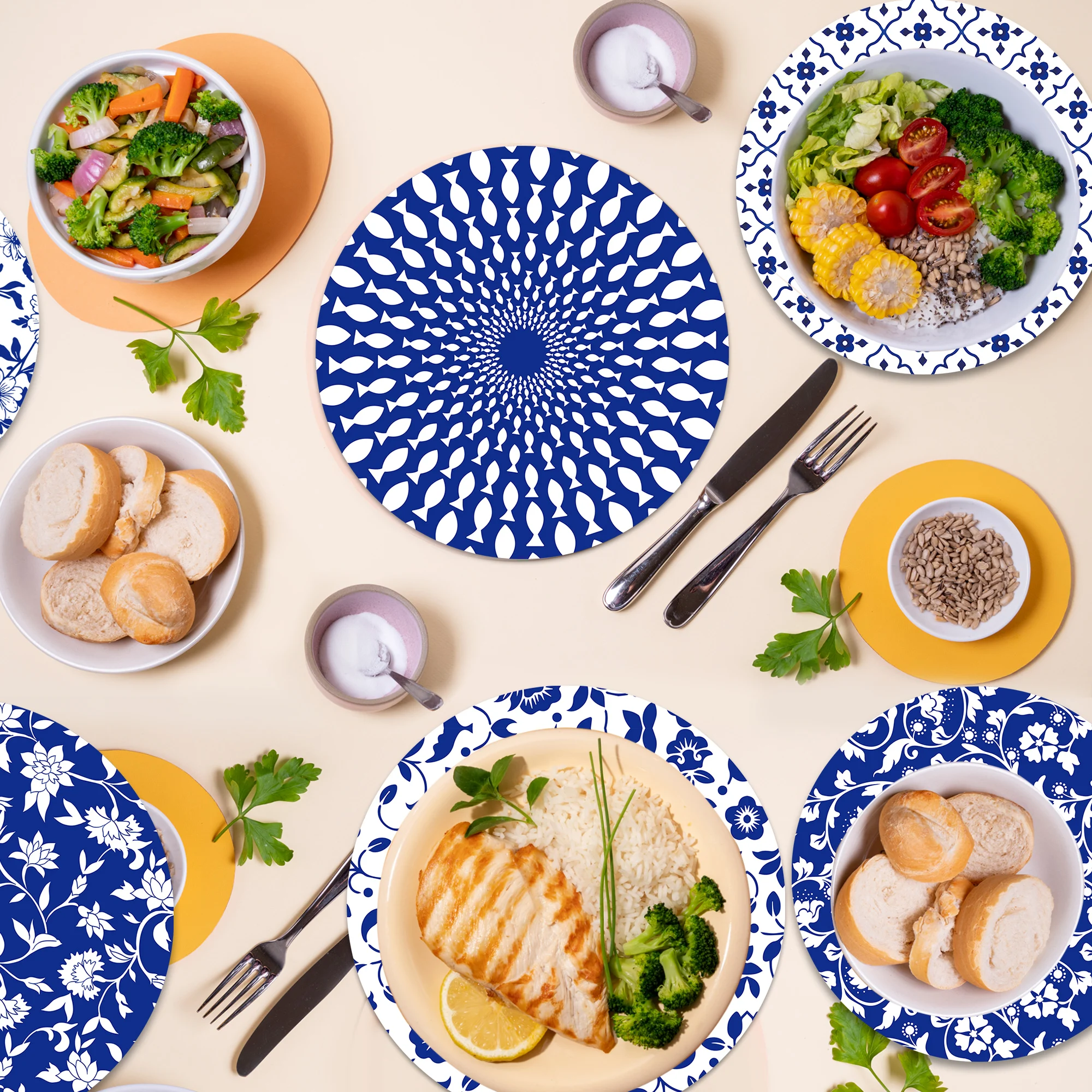 10/12 قطعة الخزف الأزرق والأبيض المتاح تحديد الموقع مجموعة الجدول الحصير طاولة طعام بات لطاولة العشاء زينة الحفلات