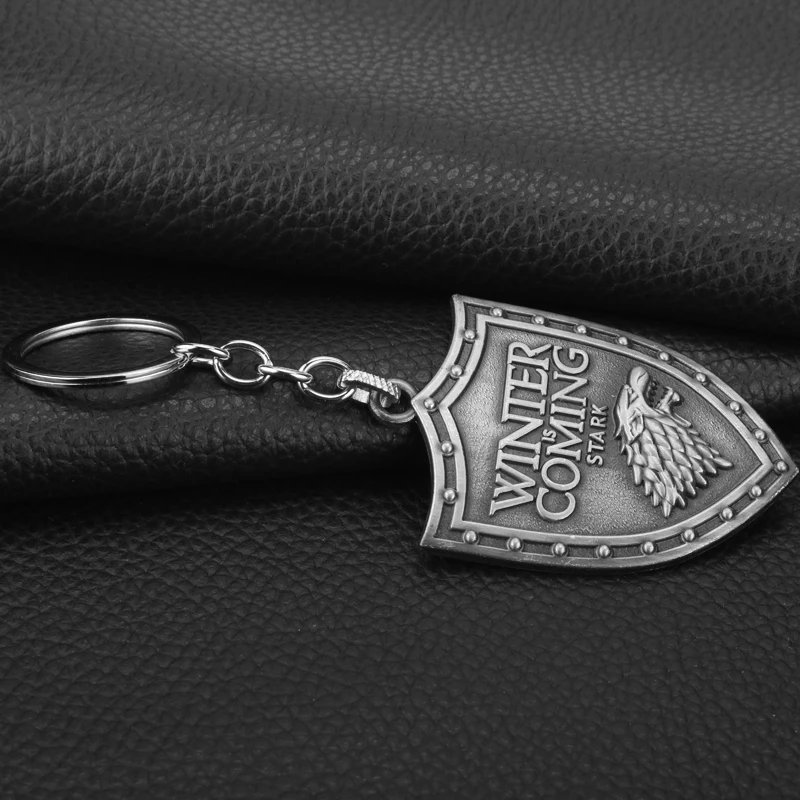 Movie Keychain House-Stark-Of-Winterfell Wolf Badge Sign Pendant Keyring Key Holder Jewelry Fine Cosplay Props Gift For Friends