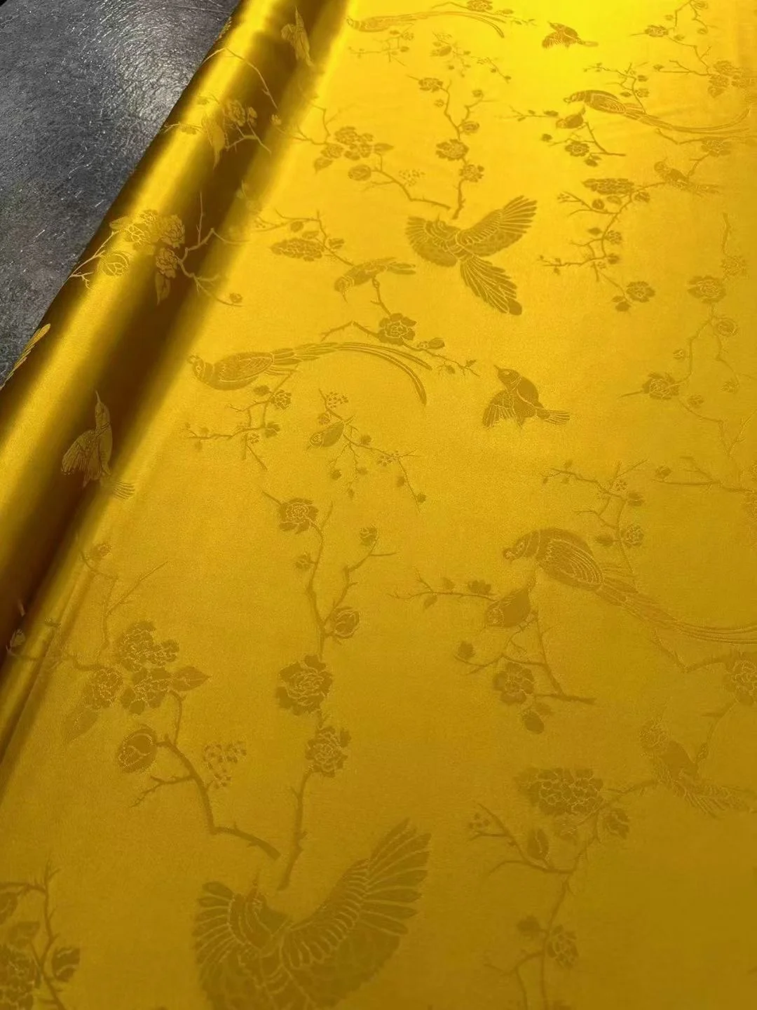 

Gold Color 30 Momme Heavy Satin Real Silk King Size Satin 100 Silk Chinese Style Dress Hanfu Fabric