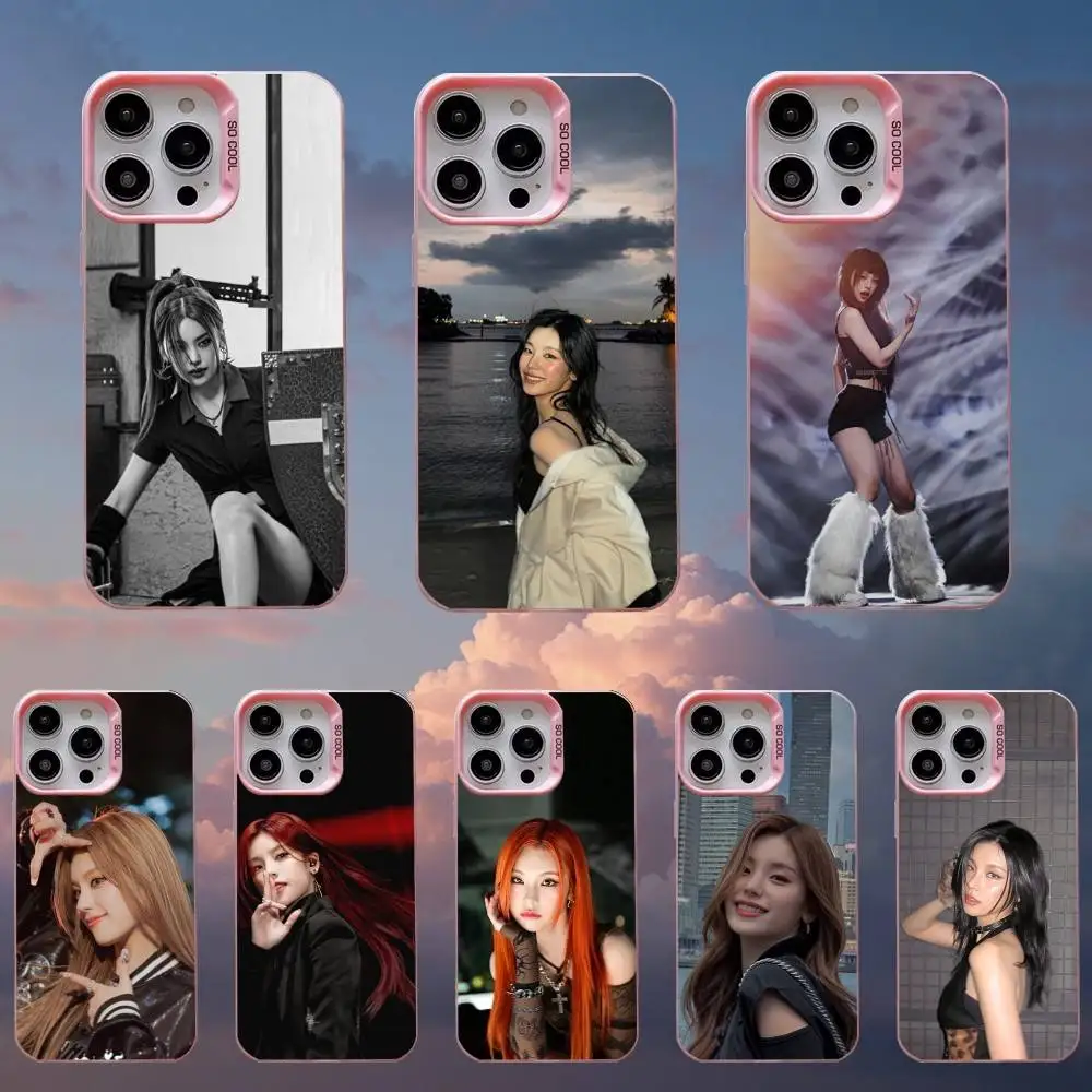 

H-Hwang Y-Ye-ji singer Phone Case For iPhone 16,15,14,13,12,11,Mini,Pro,SE,MAX Pink Matte Silicone Cover