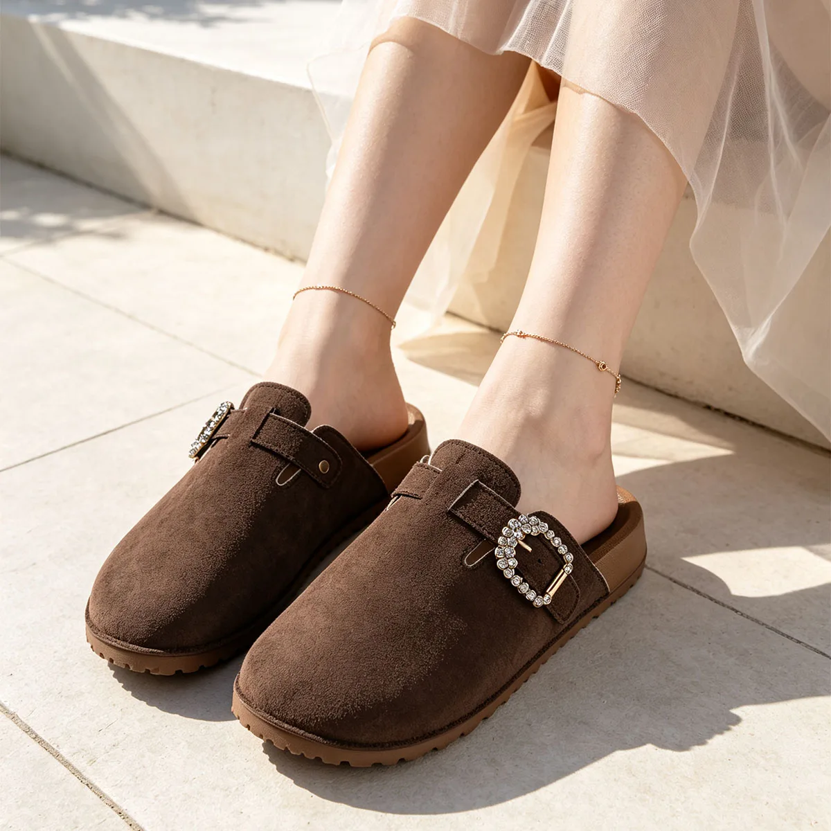 Women Large Size Closed Toe Mules Adjustable Buckle Slip‑on Slippers Ladies Casual Daily Flat Slides For Outdoor Walking
