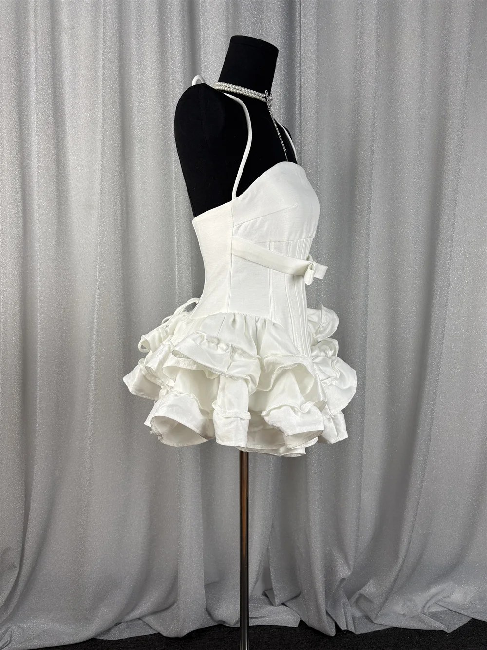 Vestidos sexis con cordones y cuello Halter para mujer, conjuntos de dos piezas con espalda descubierta y volantes, vestido acampanado con pantalones cortos, traje de cóctel para fiesta de noche