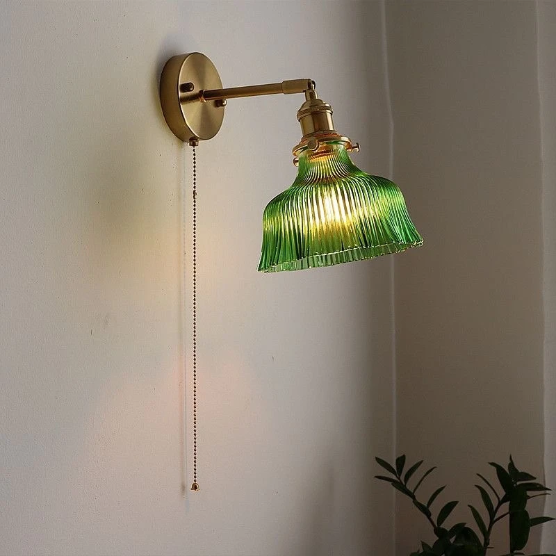 Nordic Wall Lamp with green Glass Shade Elegant Bedroom Mood Lighting Wall Sconce Lighting Fixture for Home Decor Restaurant