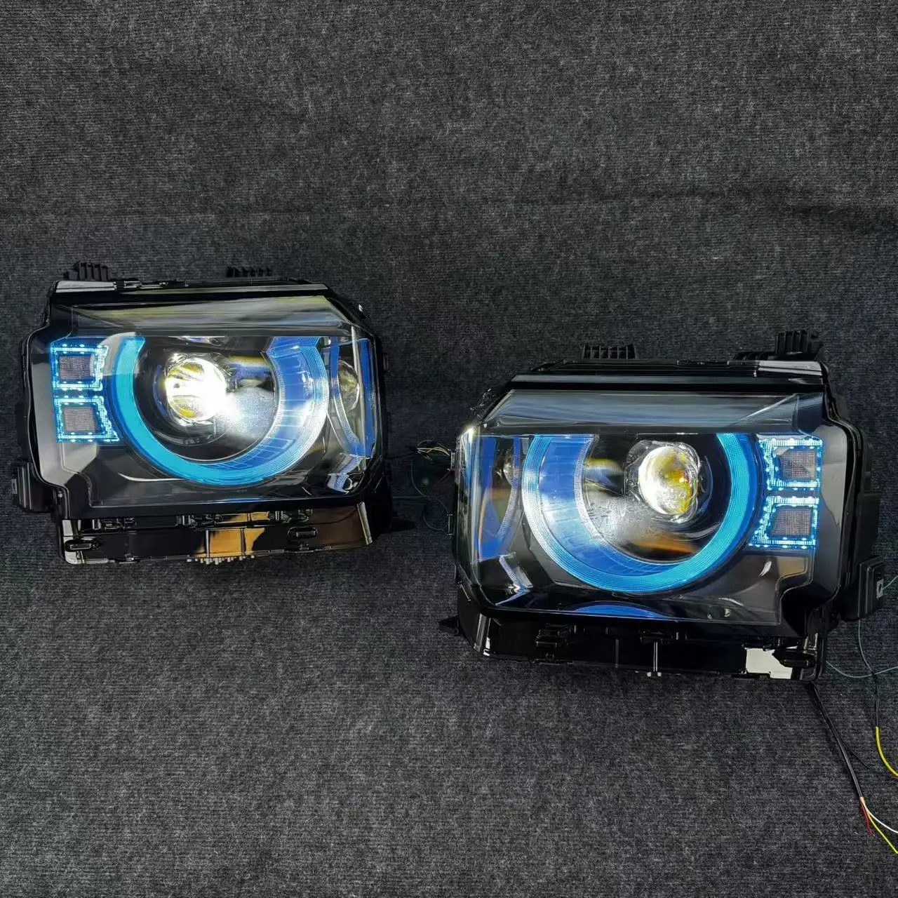 

Suitable for 23-25 Jietu Traveler T2 headlight assembly modified LED blue headlight laser headlight